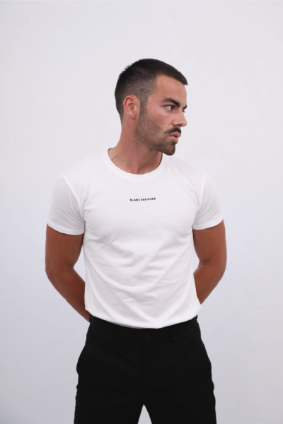 T-SHIRT MINIMALISTA BRANCA